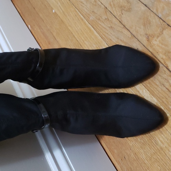 NINE WEST Dressy Water Repellent Black Pointed Tall Zip Boot w/Heel - Picture 4 of 9